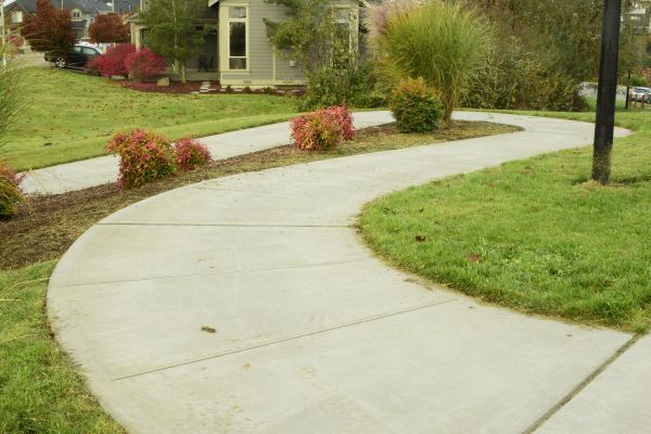 Concrete Sidewalk Replacement in Indio